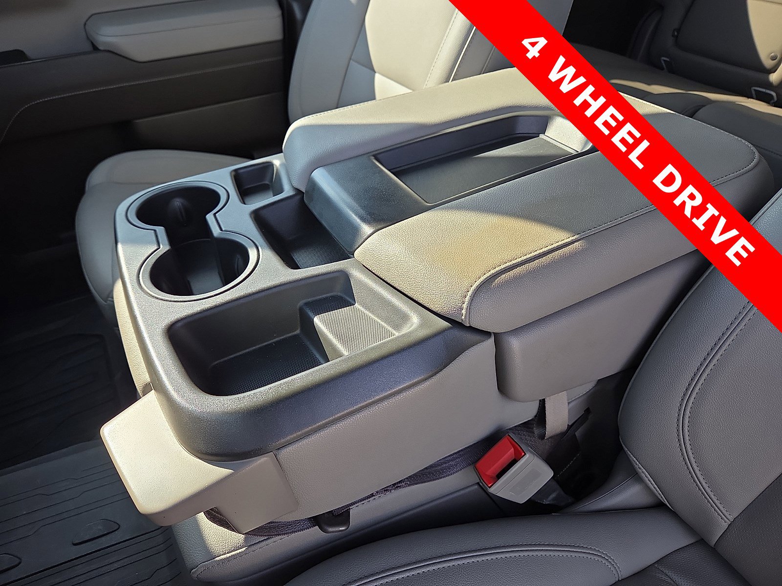 Used 2023 GMC Sierra 1500 SLT image 25