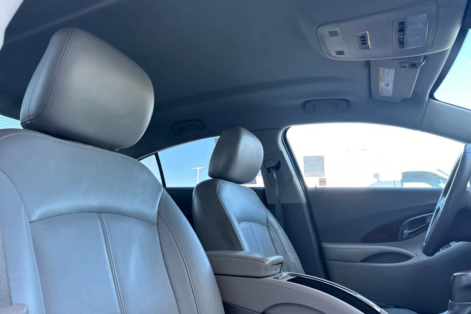 Used 2011 Buick LaCrosse CXL image 17