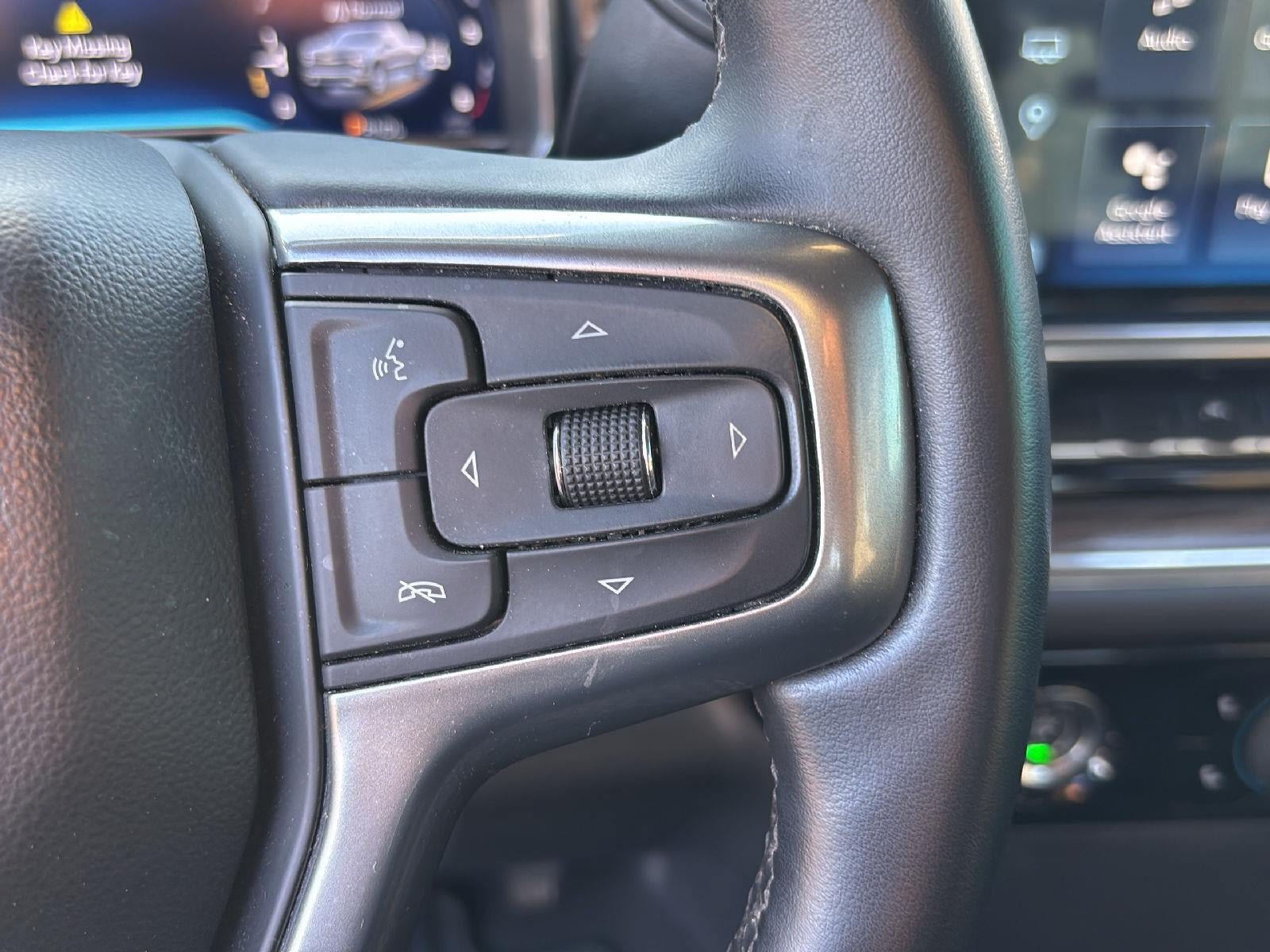 Used 2023 Chevrolet Silverado 1500 LT AWD/4WD image 15