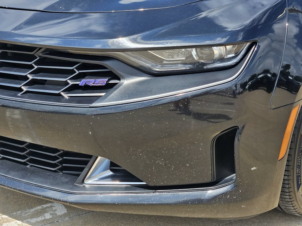 Used 2020 Chevrolet Camaro LT w/ RS Package RWD image 9