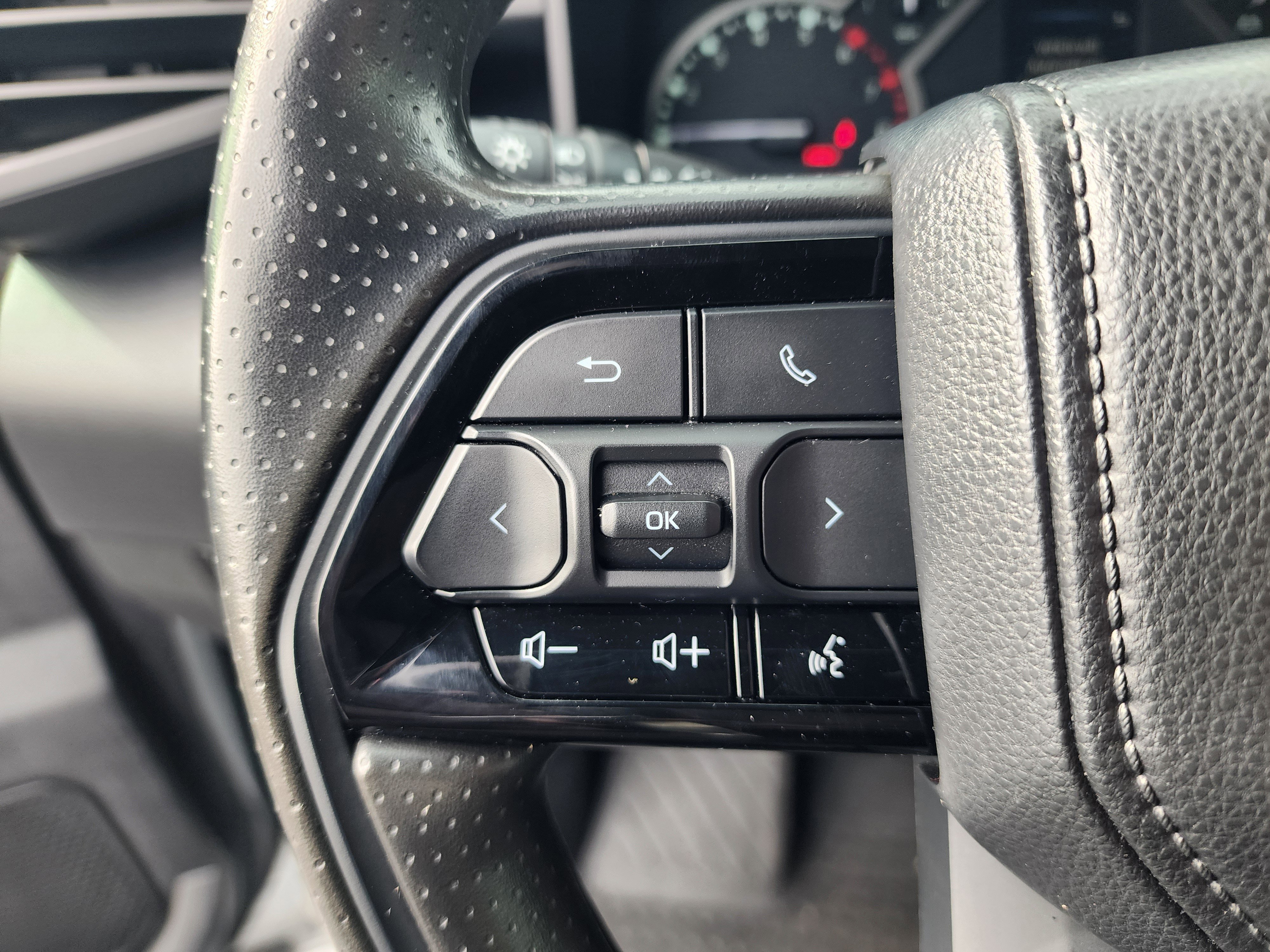Used 2023 Toyota Tundra SR5 w/ SR5 Convenience Package RWD image 27