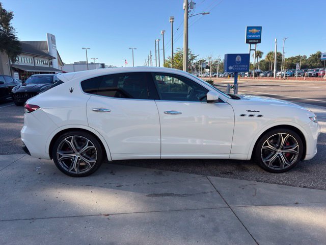 Used 2023 Maserati Levante Modena AWD/4WD image 18