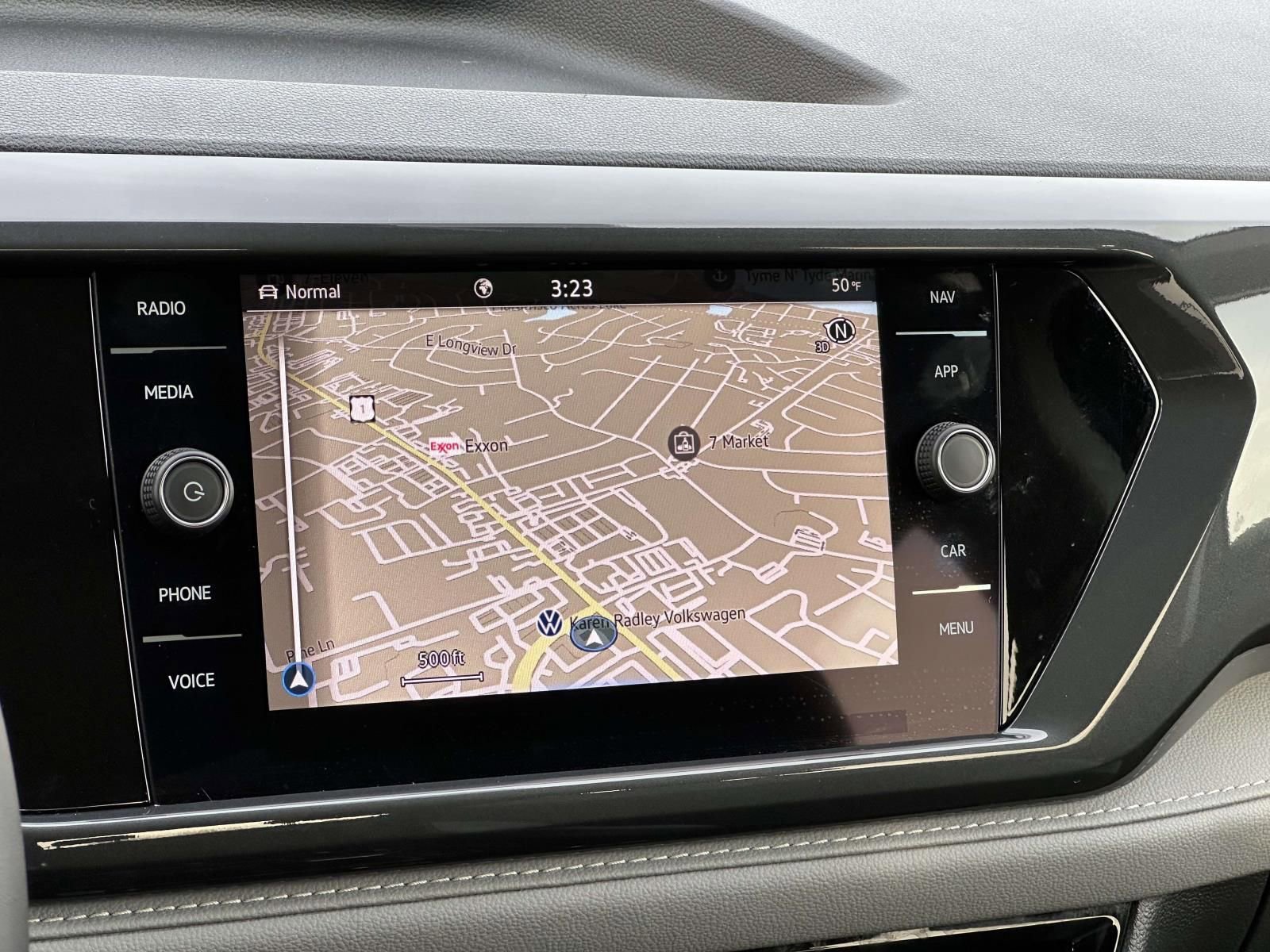 Certified 2023 Volkswagen Taos SEL image 17