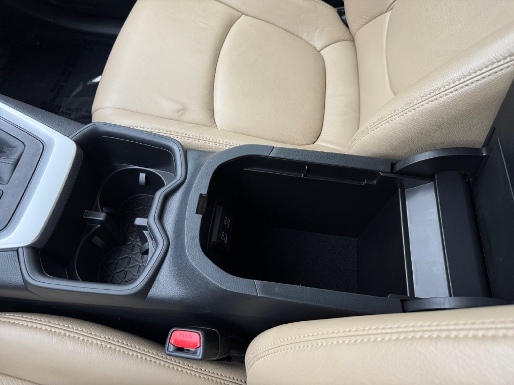 Certified 2025 Toyota RAV4 LE AWD/4WD image 28