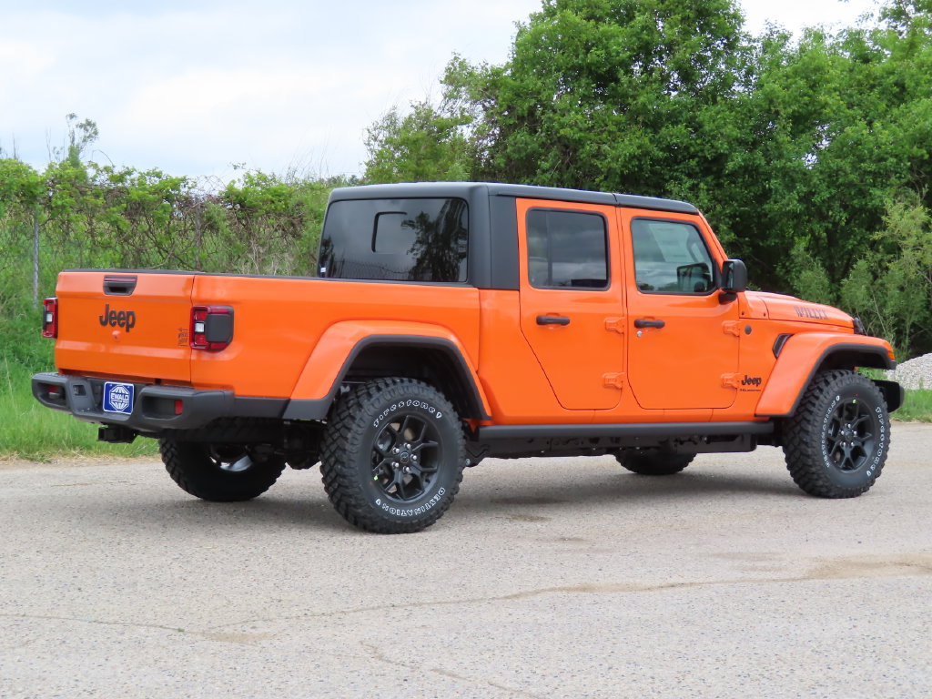 New 2026 Jeep Gladiator Sport AWD/4WD image 3