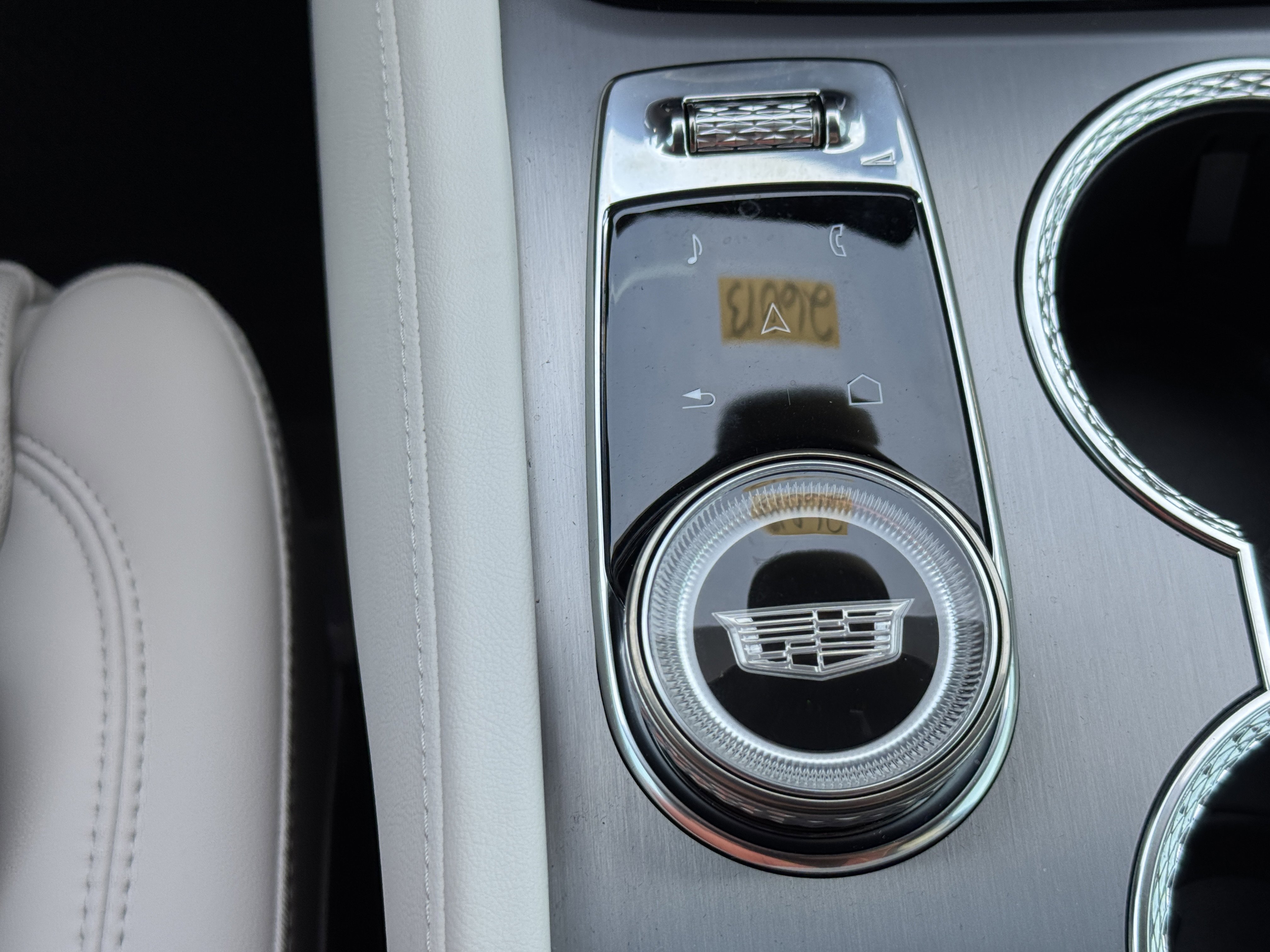 New 2026 Cadillac Vistiq Luxury image 24