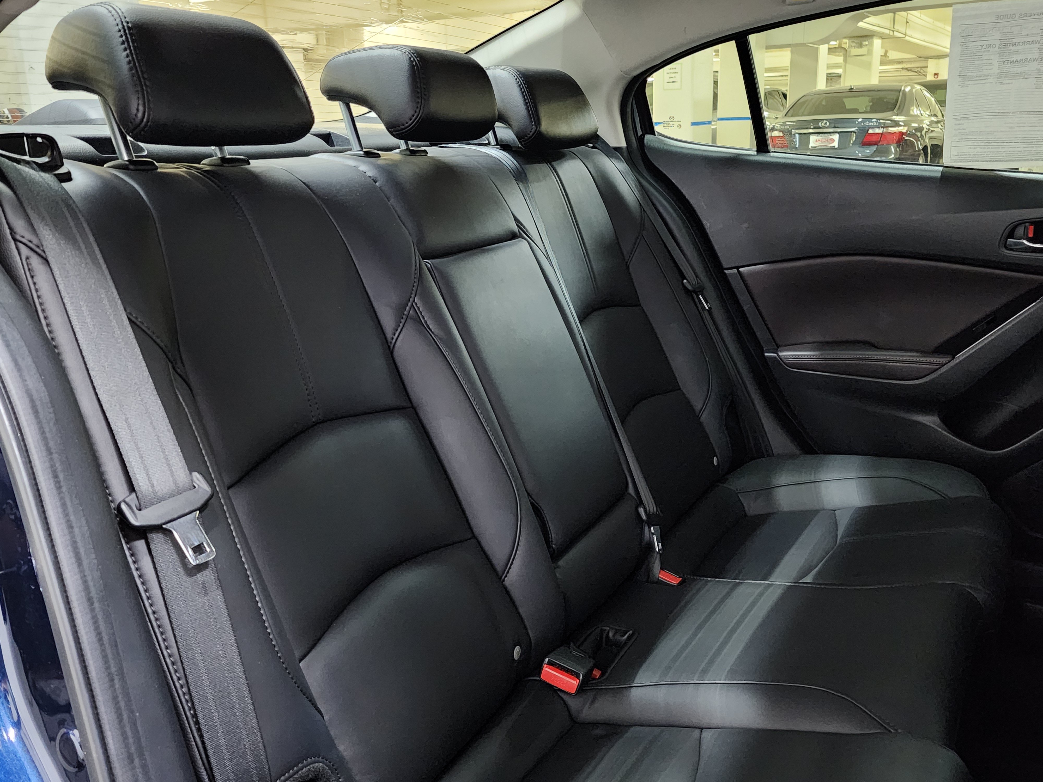 Used 2018 MAZDA MAZDA3 Touring FWD image 21