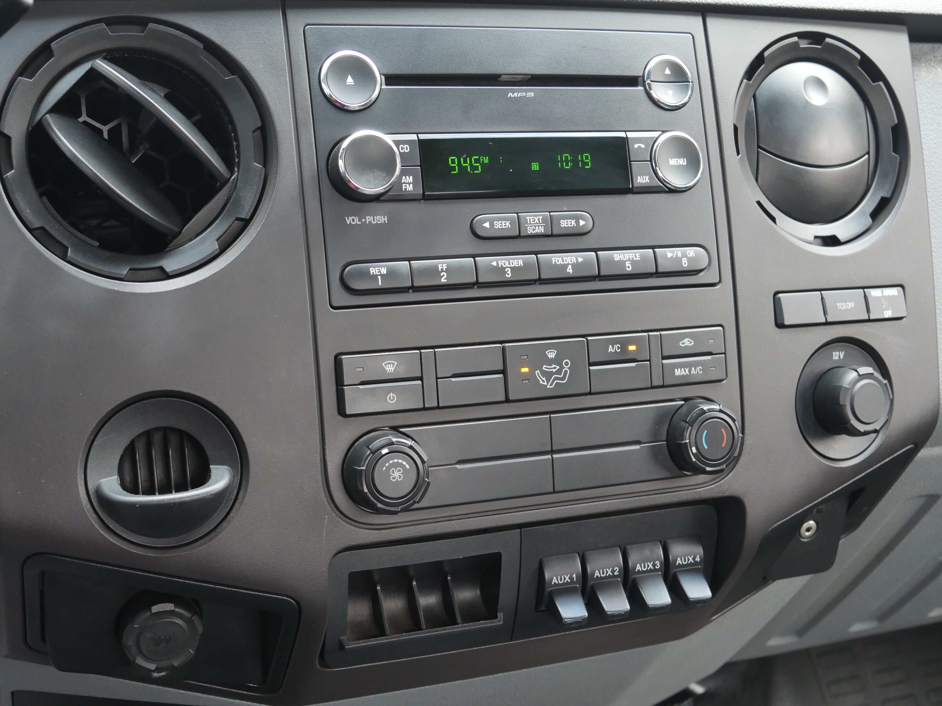 Used 2014 Ford F450 XL AWD/4WD image 9