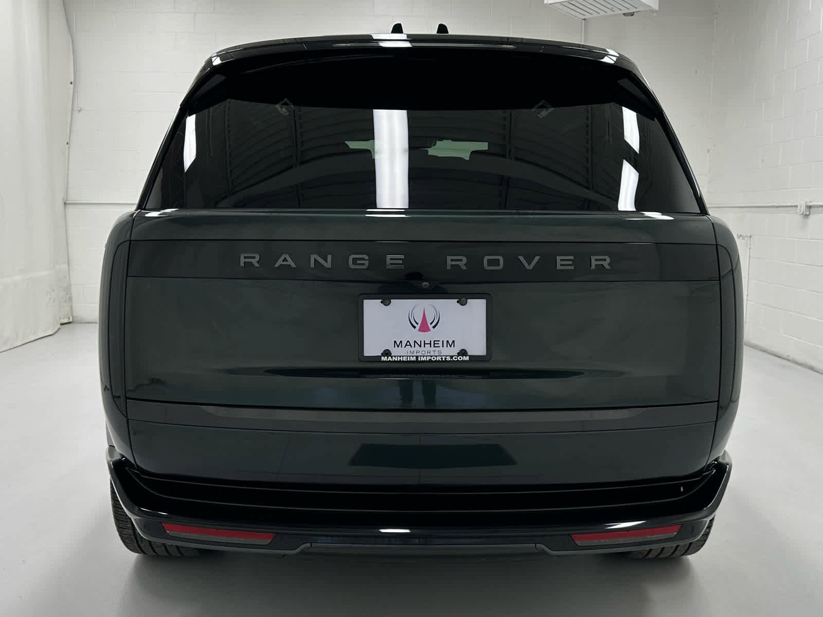 Used 2025 Land Rover Range Rover Long Wheelbase SE image 7