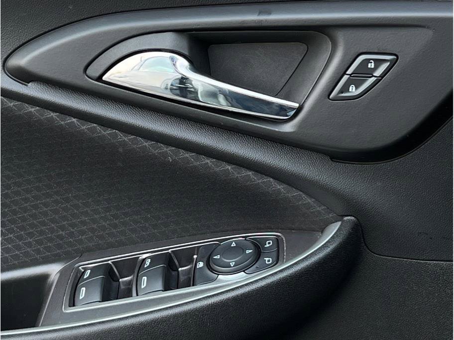 Used 2023 Chevrolet Malibu LT image 15