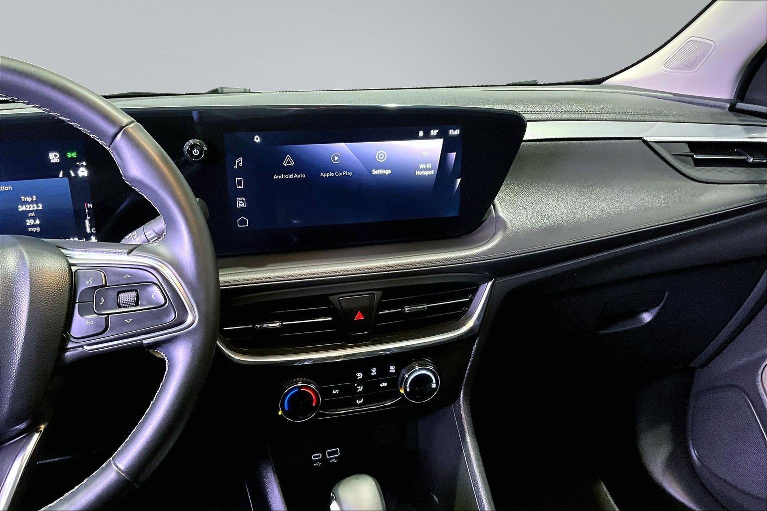 Used 2024 Buick Encore GX Preferred image 9