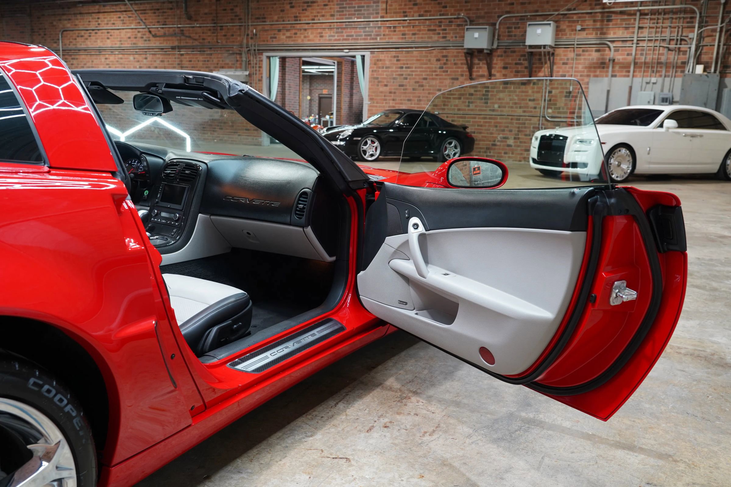 Used 2011 Chevrolet Corvette Grand Sport w/ Preferred Equipment Group image 43