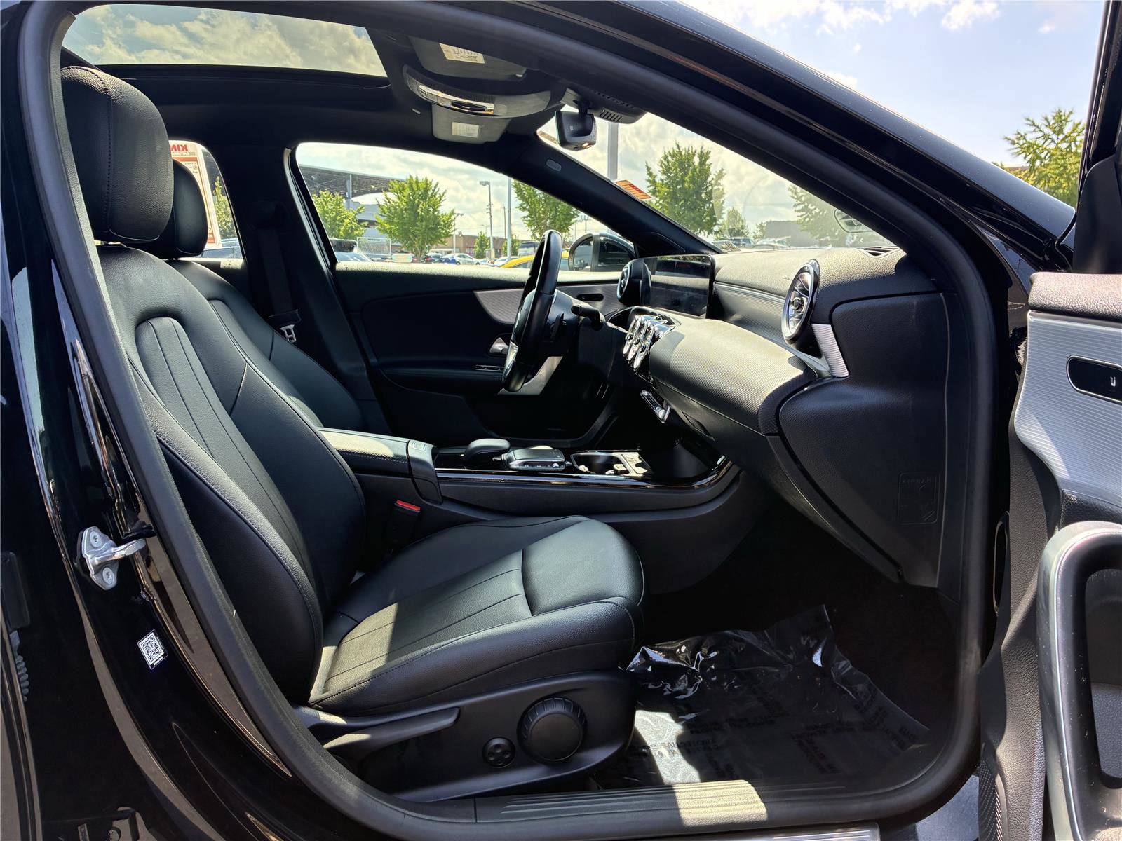 Used 2022 Mercedes-Benz A 220 4MATIC image 13