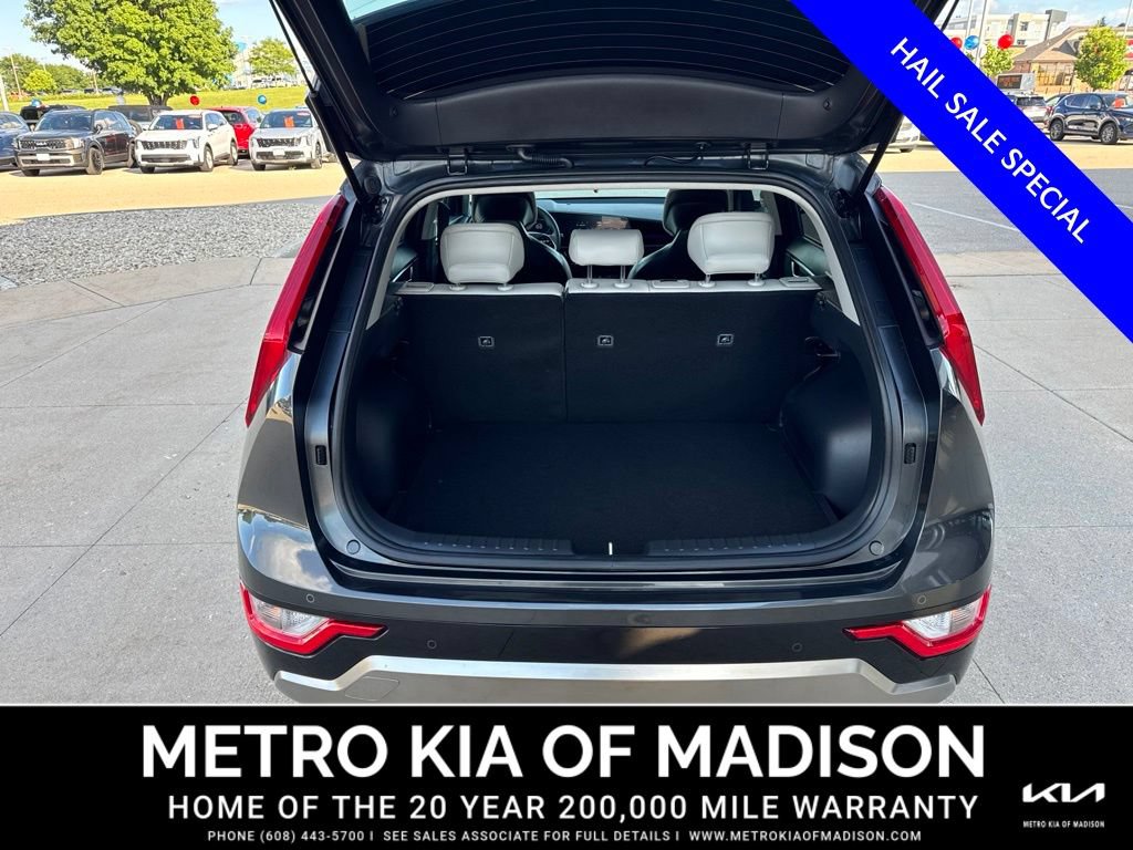 Used 2025 Kia Niro EX Touring FWD image 35