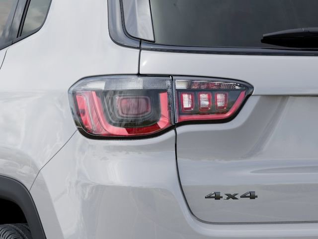New 2026 Jeep Compass Latitude image 9