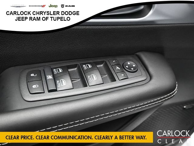 New 2026 Chrysler Pacifica Limited w/ Uconnect Theater Family Group FWD image 14