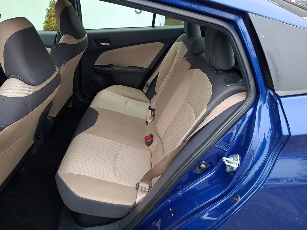 Used 2018 Toyota Prius One image 10