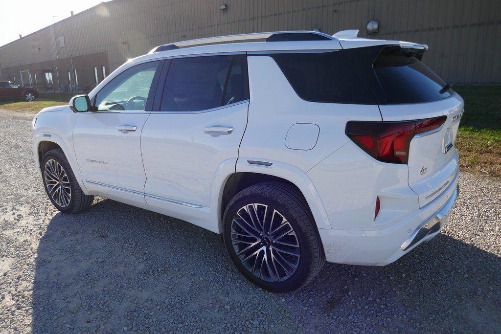 New 2026 GMC Terrain Denali AWD/4WD image 6