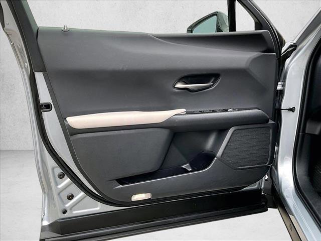 Used 2023 Lexus UX 250h FWD w/ Accessory Package (Z1) image 18