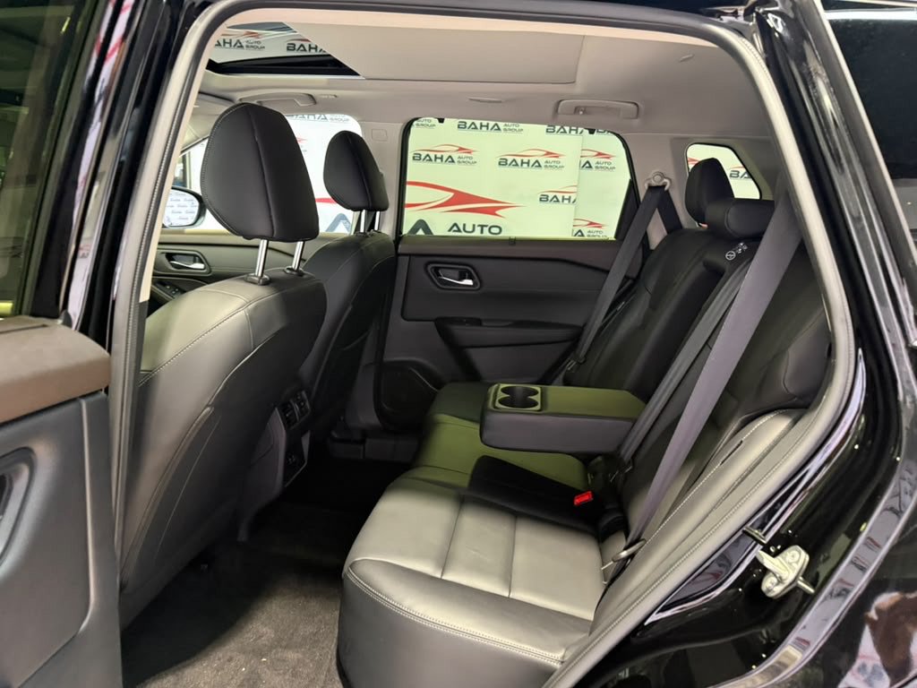 Used 2023 Nissan Rogue SV w/ SV Premium B Package AWD/4WD image 31
