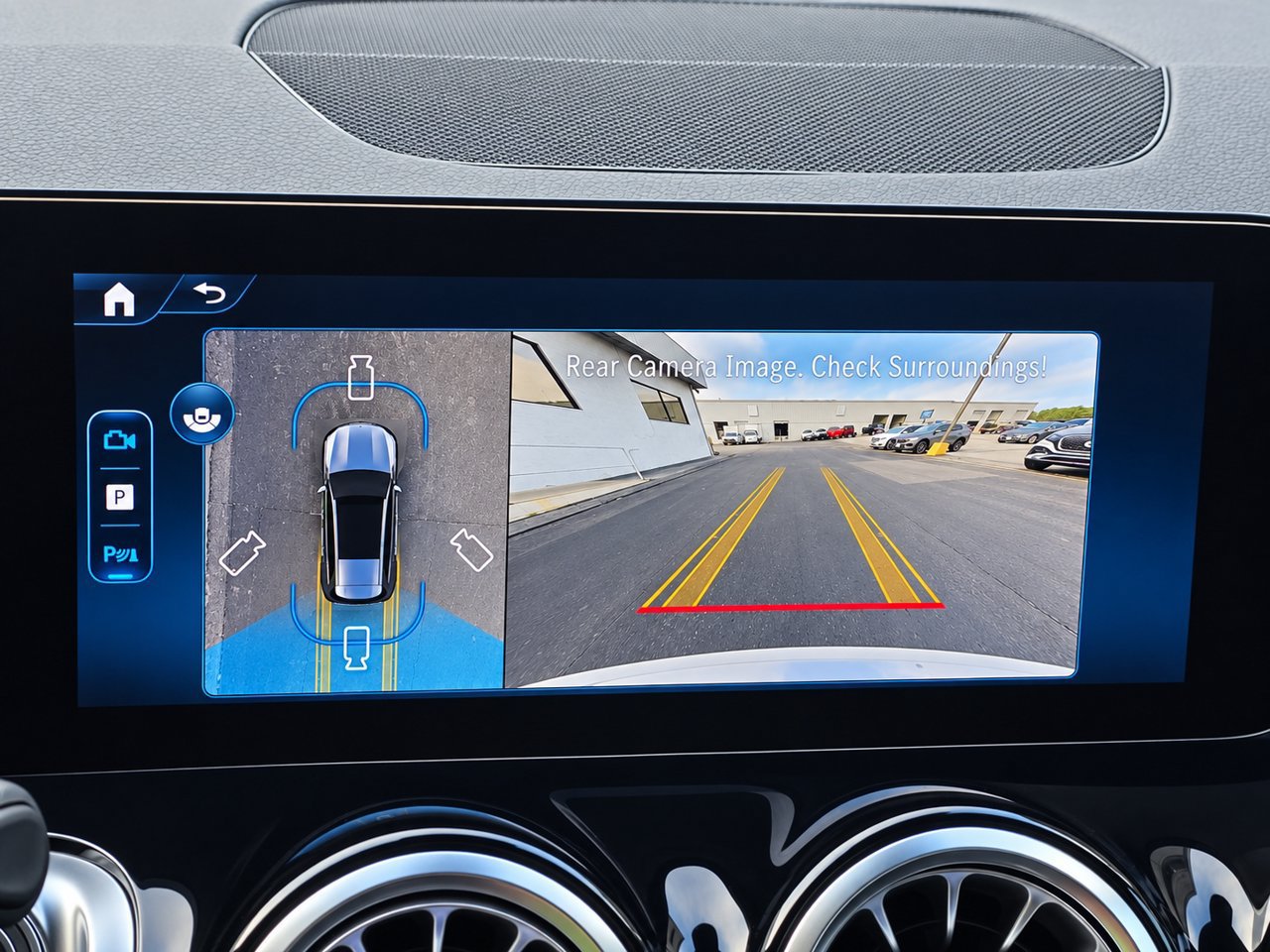 New 2026 Mercedes-Benz GLB 250 4MATIC image 18