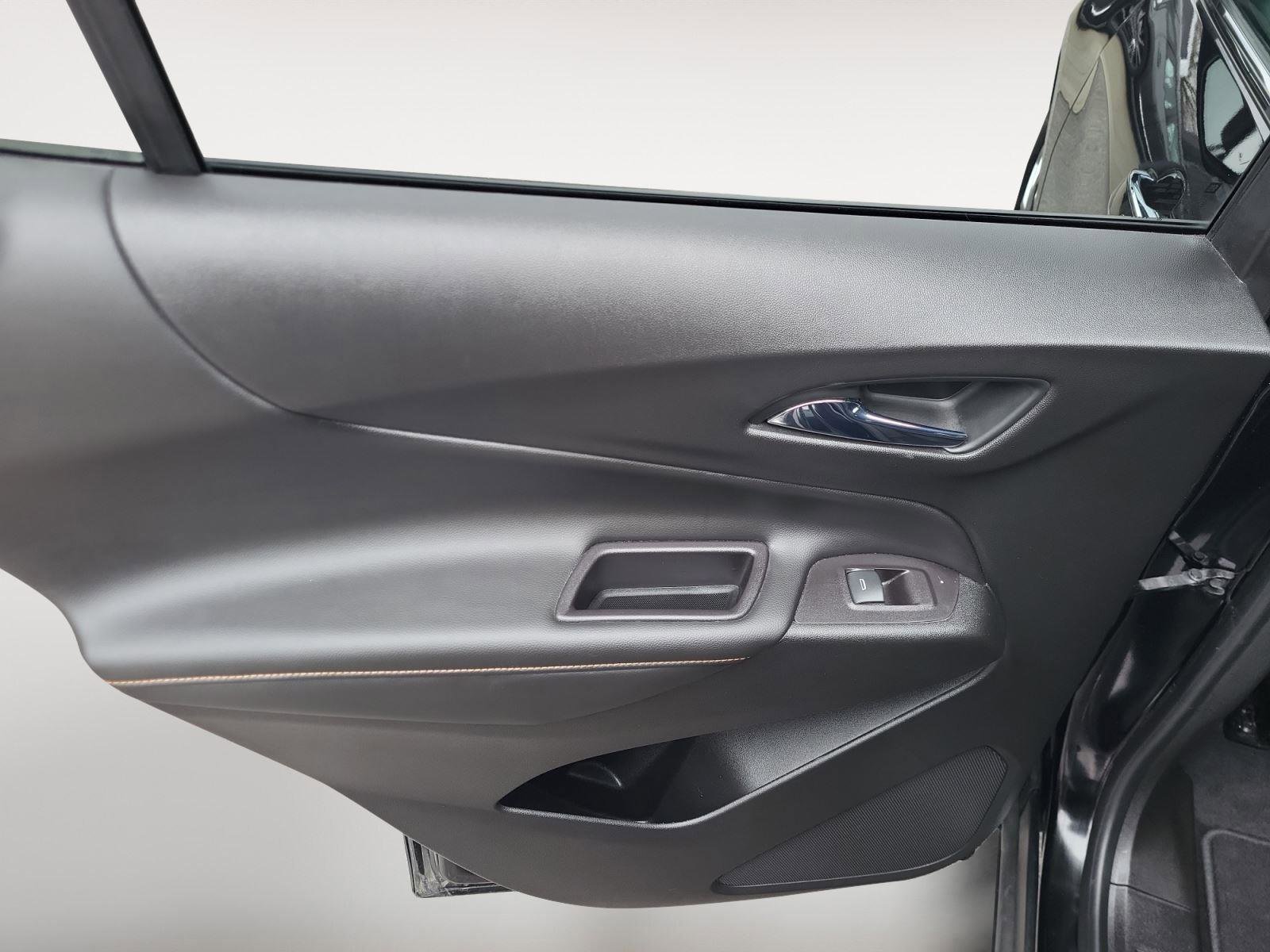 Used 2020 Chevrolet Equinox Premier image 18