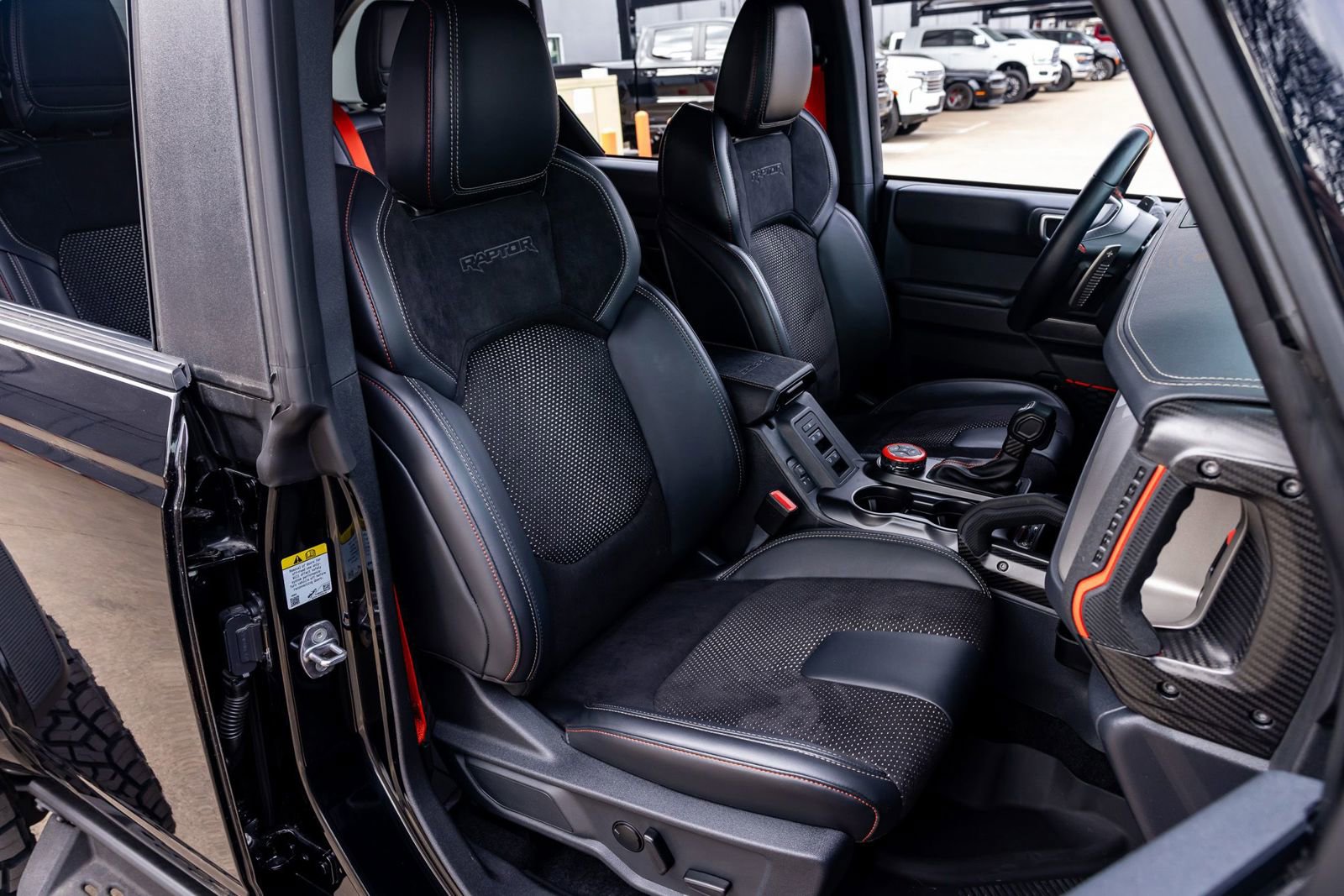Used 2024 Ford Bronco Raptor AWD/4WD image 31