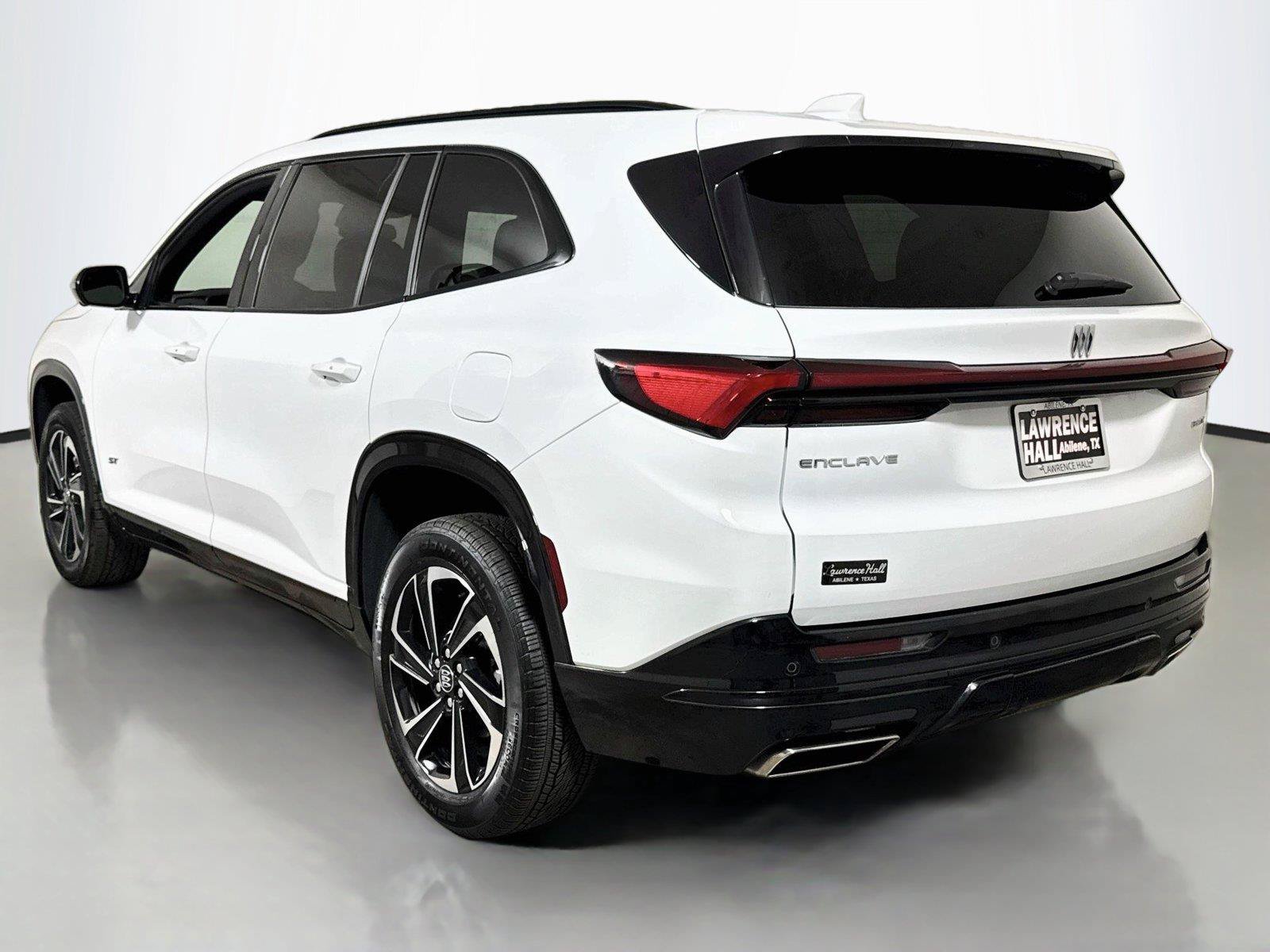 Certified 2026 Buick Enclave Sport Touring FWD image 6