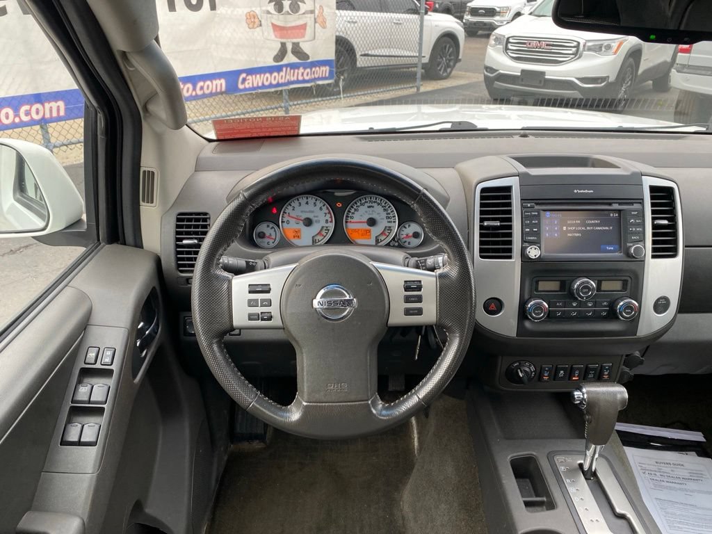 Used 2013 Nissan Frontier PRO-4X AWD/4WD image 20