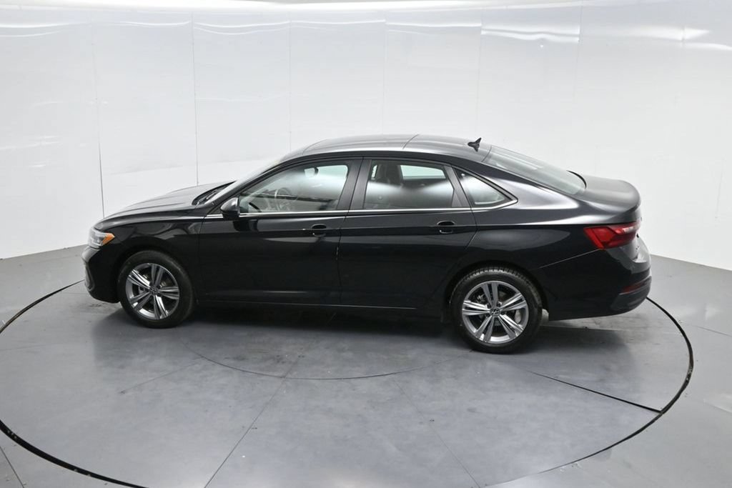 Used 2024 Volkswagen Jetta SE FWD image 58