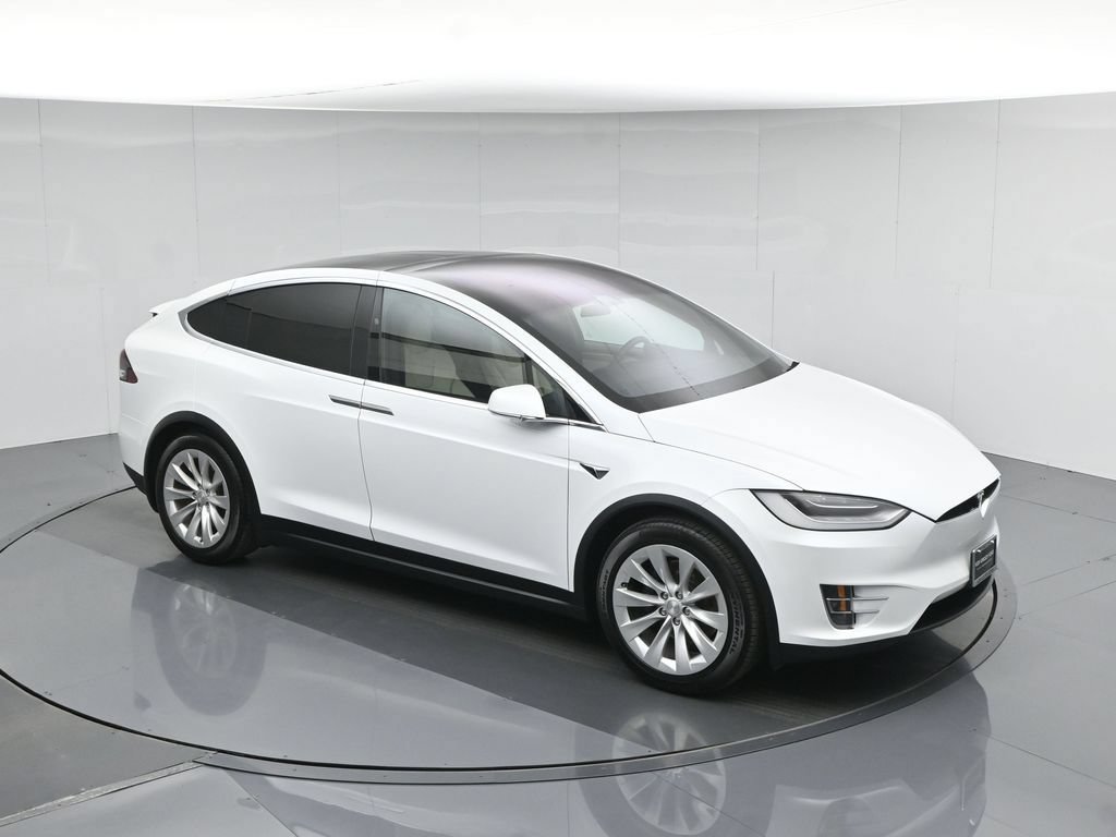 Used 2020 Tesla Model X Long Range AWD/4WD image 38