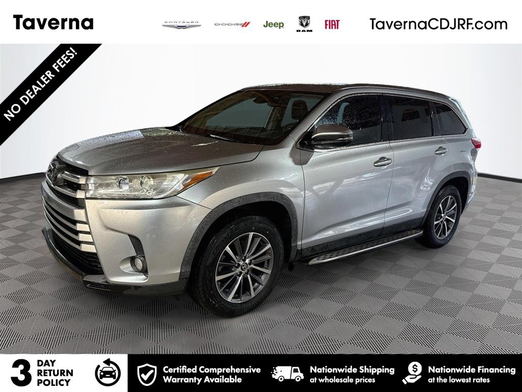 Used 2019 Toyota Highlander XLE FWD image 1