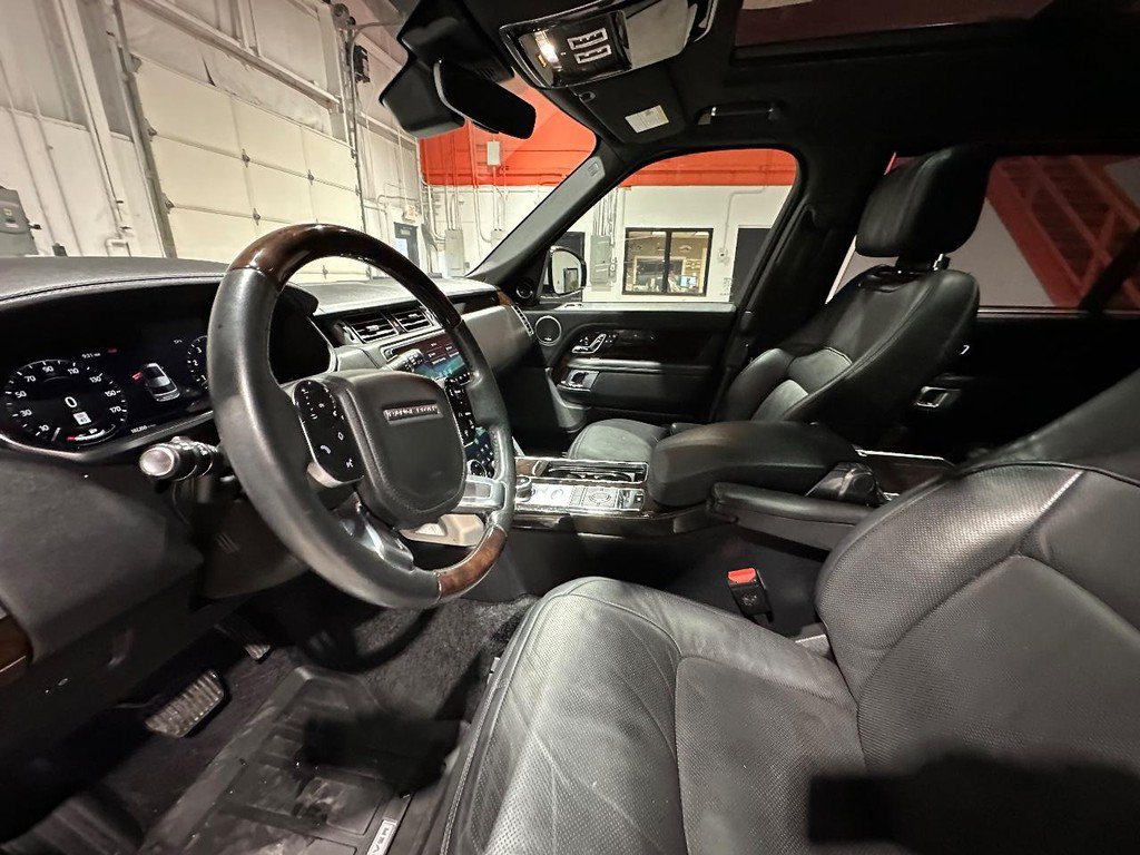 Used 2019 Land Rover Range Rover Long Wheelbase Supercharged AWD/4WD image 12