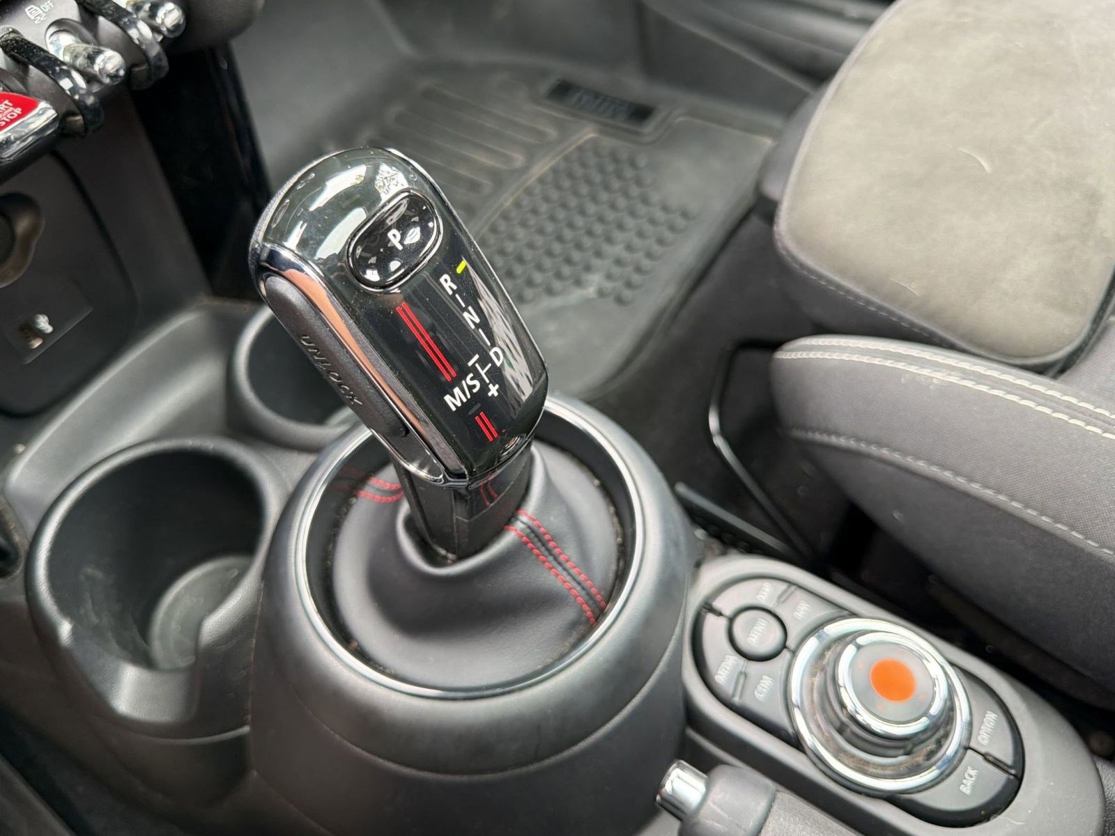 Used 2021 MINI Cooper S w/ 6.5" Touchscreen Package FWD image 17