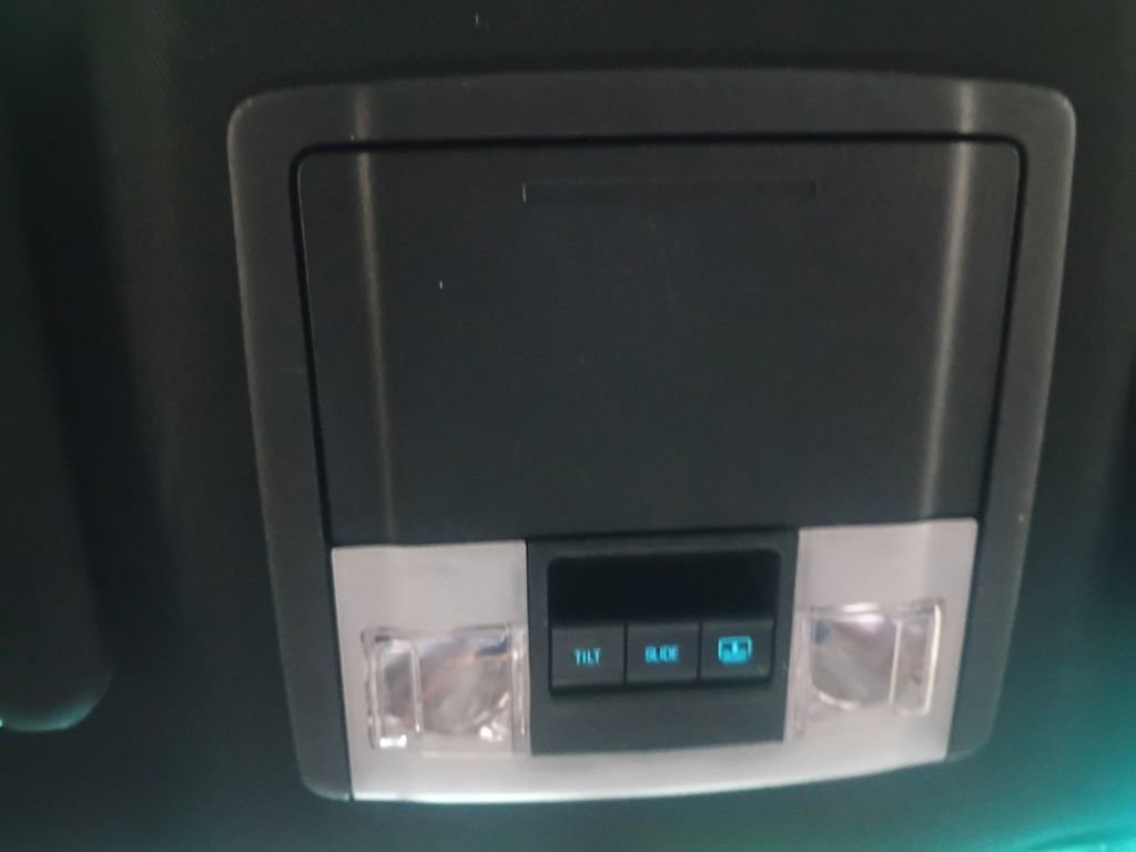 Used 2019 Ford Explorer Limited w/ Class III Trailer Tow Package FWD image 5