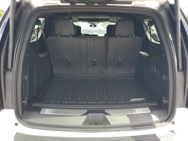 Used 2025 GMC Yukon XL Denali Ultimate AWD/4WD image 31