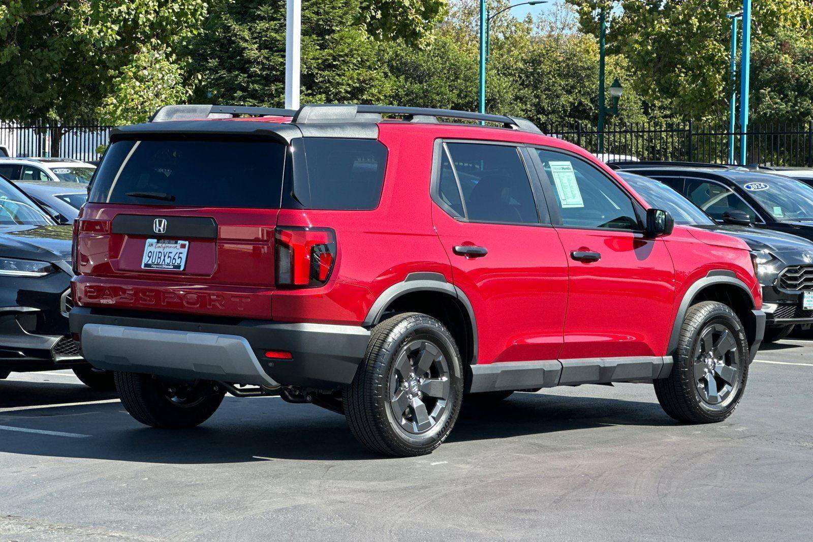 Certified 2026 Honda Passport RTL image 3