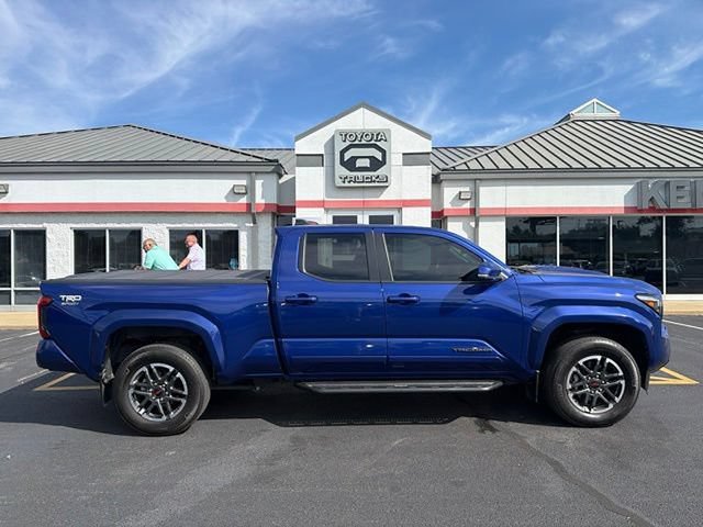 Certified 2024 Toyota Tacoma TRD Sport w/ TRD Sport Upgrade Package AWD/4WD image 12