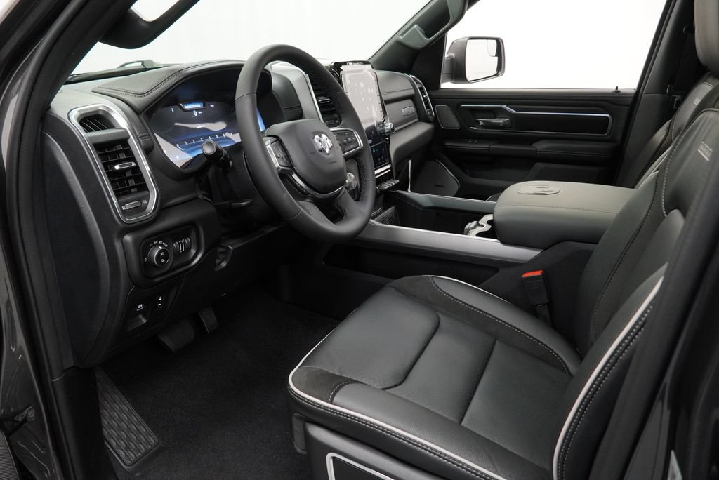 New 2027 RAM 1500 Laramie w/ Laramie Preferred Package AWD/4WD image 16