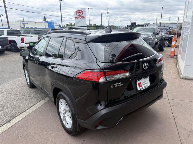 Certified 2022 Toyota Corolla Cross LE AWD/4WD image 6