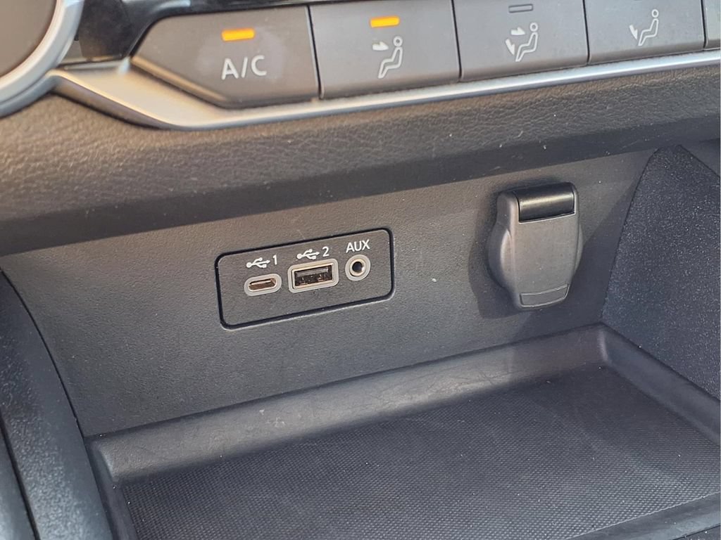 Used 2025 Nissan Altima 2.5 SV FWD image 13