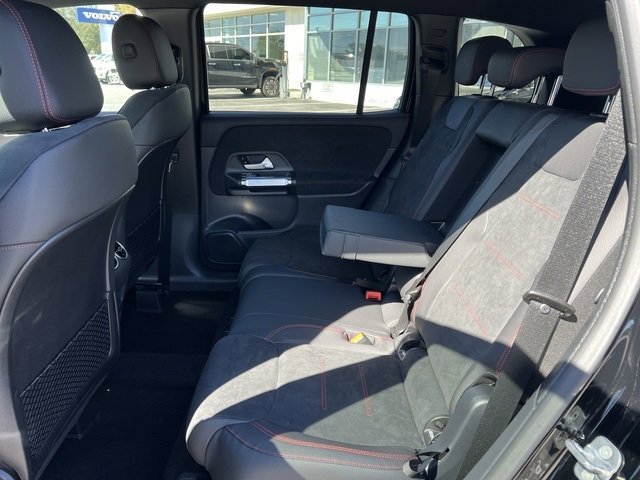Used 2024 Mercedes-Benz GLB 250 image 12