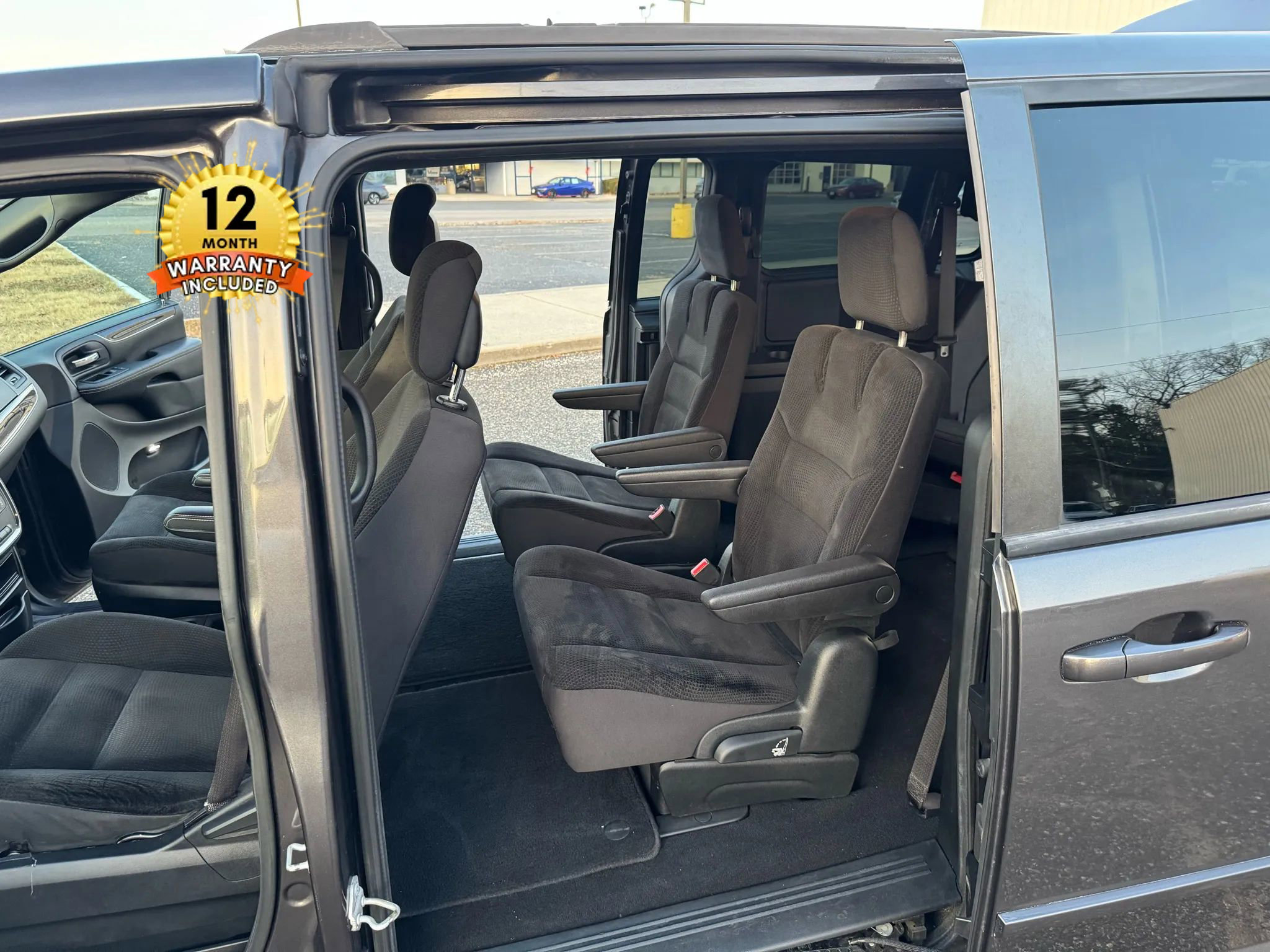 Used 2017 Dodge Grand Caravan SE image 13