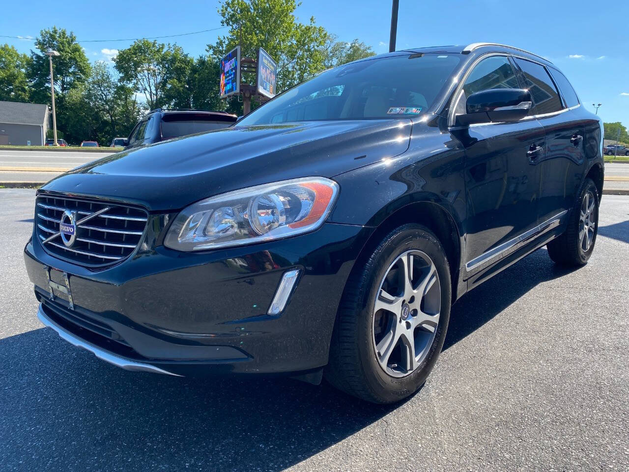 Used 2014 Volvo XC60 T6 AWD/4WD image 7