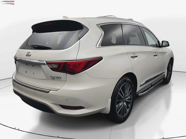 Used 2018 INFINITI QX60 Luxe w/ Deluxe Technology Package image 10