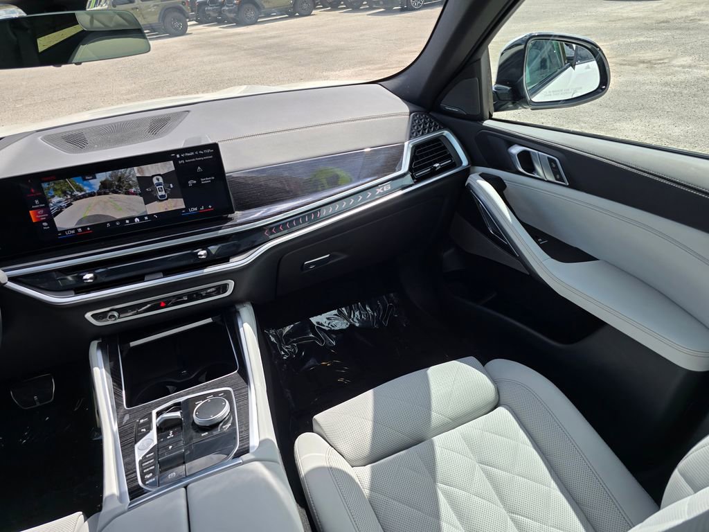 Used 2026 BMW X6 xDrive40i image 38