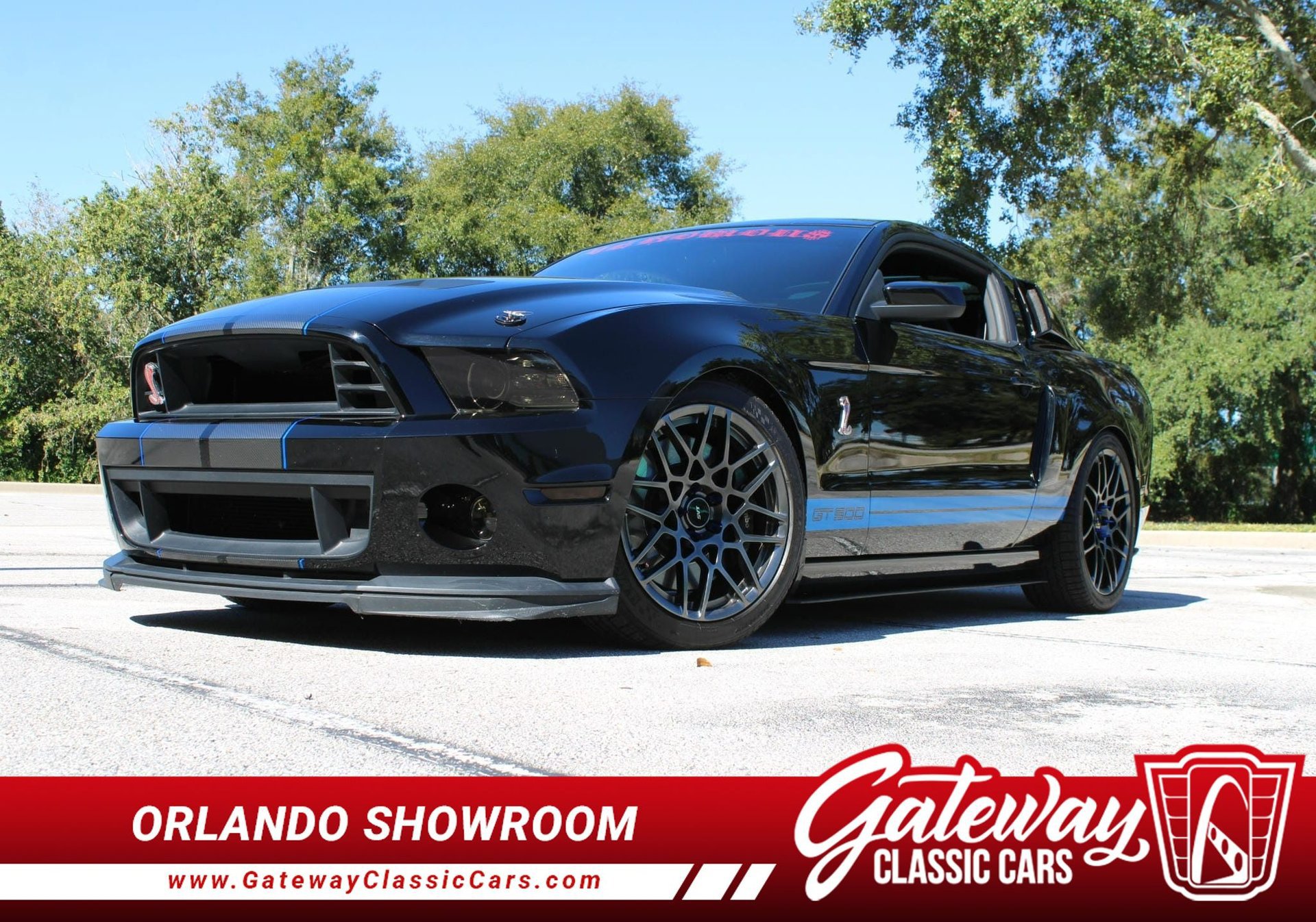 Used 2013 Ford Mustang Shelby GT500 image 1