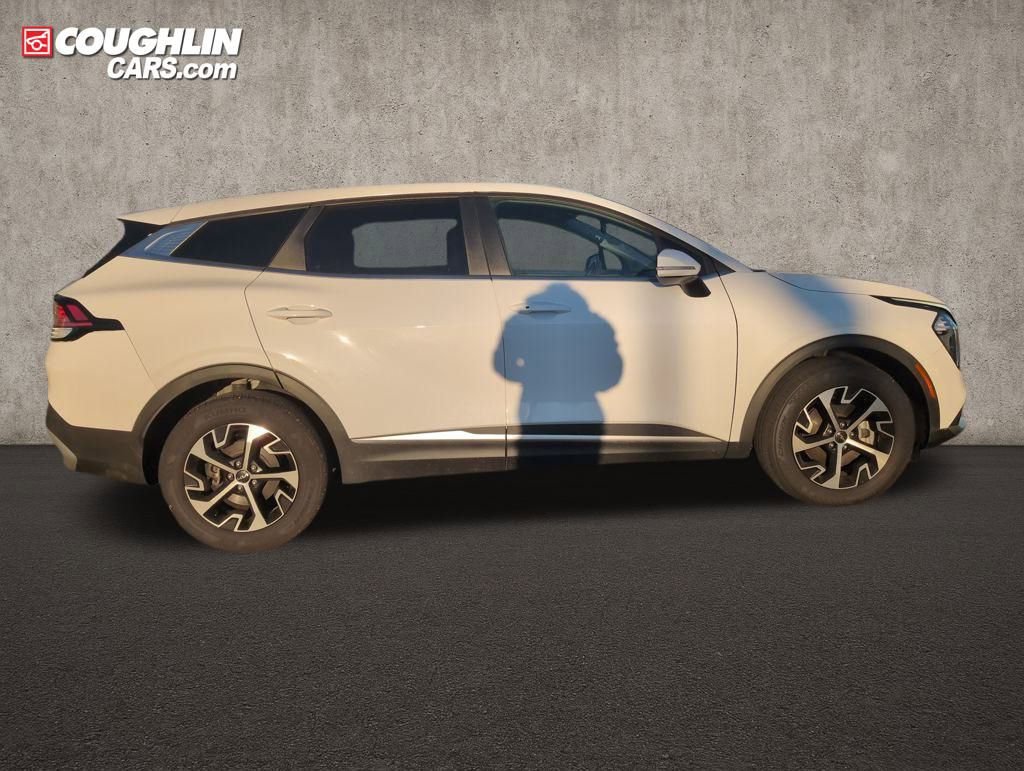 Used 2023 Kia Sportage EX image 8