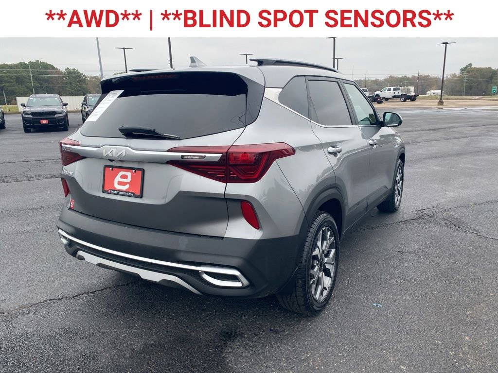 Used 2023 Kia Seltos EX image 8