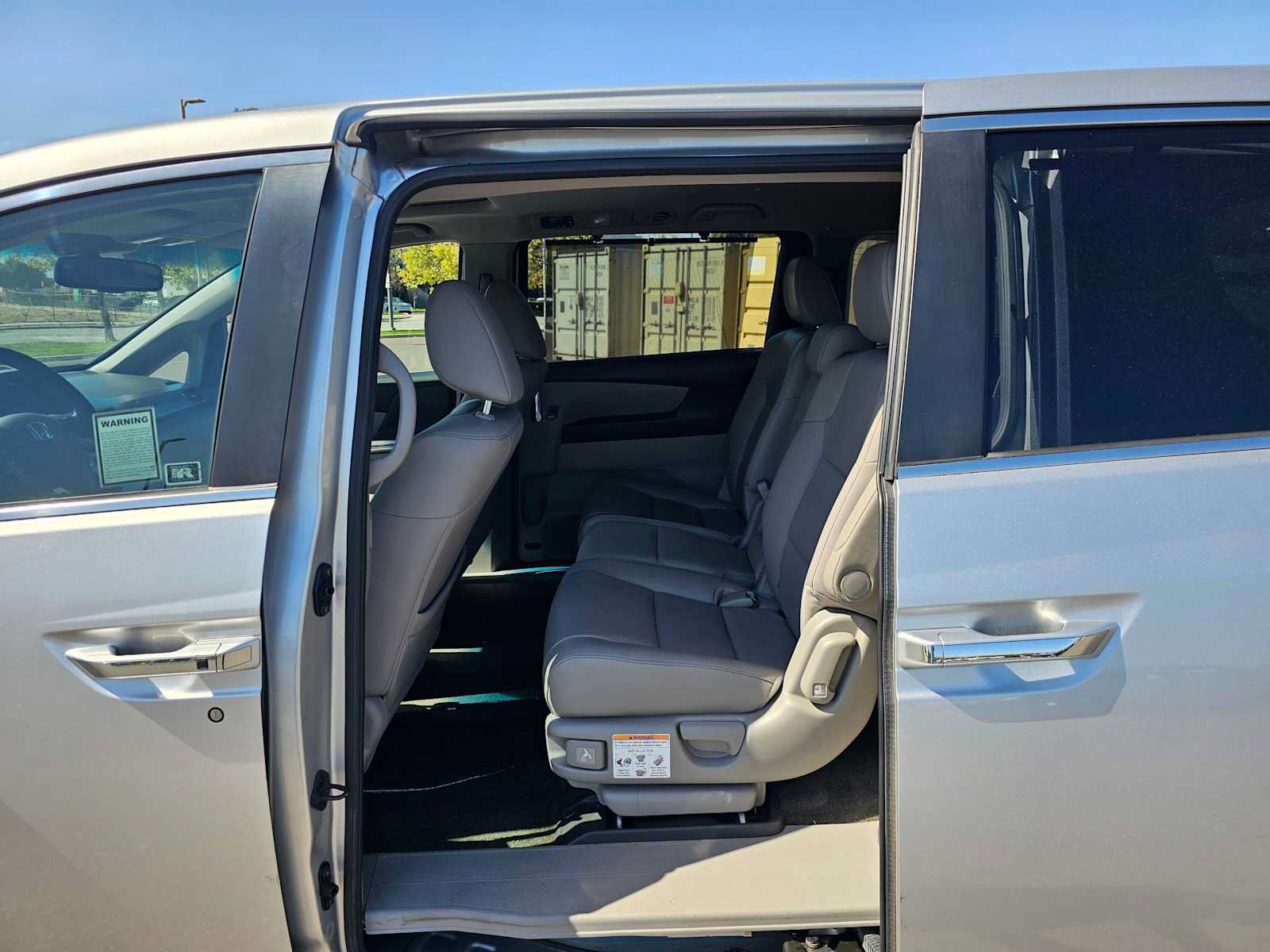 Used 2014 Honda Odyssey EX-L image 17